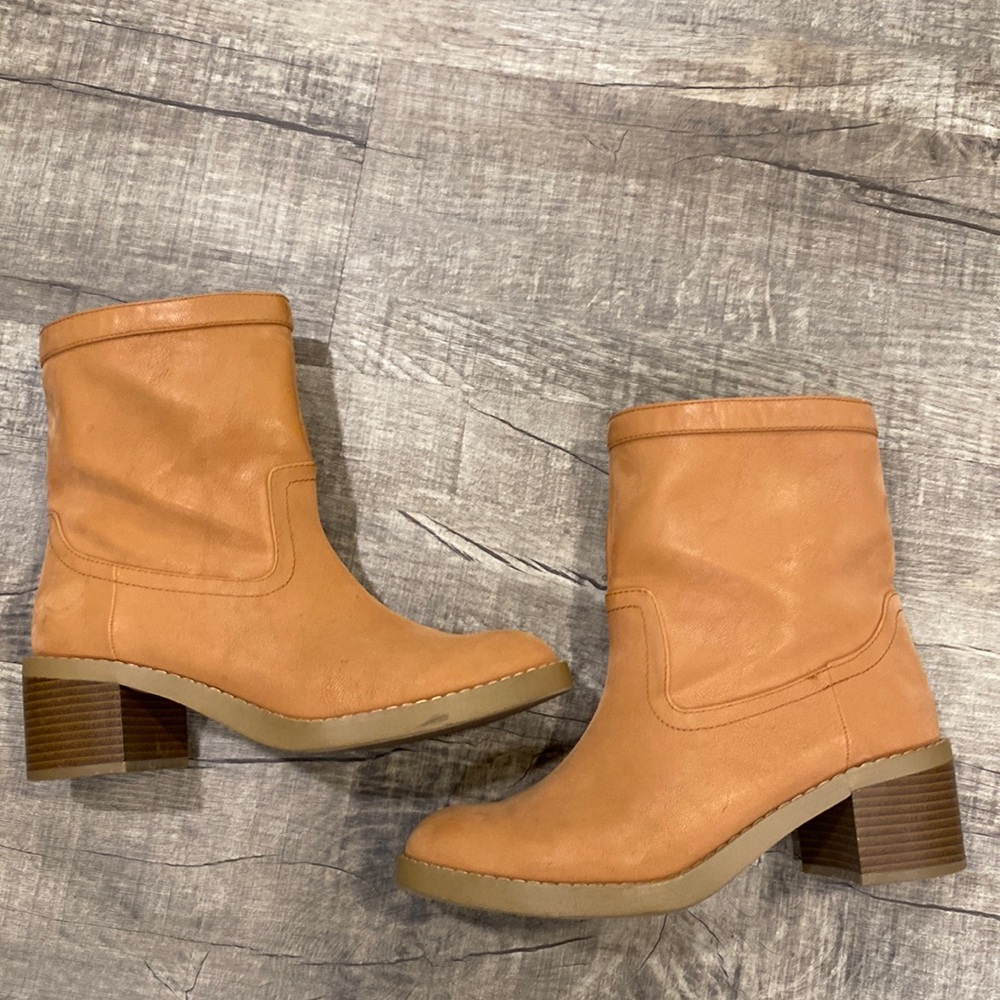 Women’s Loft Tan Faux Leather Booties
